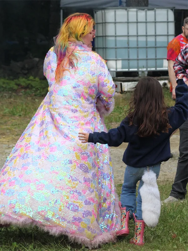Family_Harry_Browns_Farm Familes Welcome at Harry's Hill Festival
